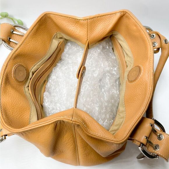 Tignanello Fine Leather Handbag Tan Medium - Picture 9 of 10